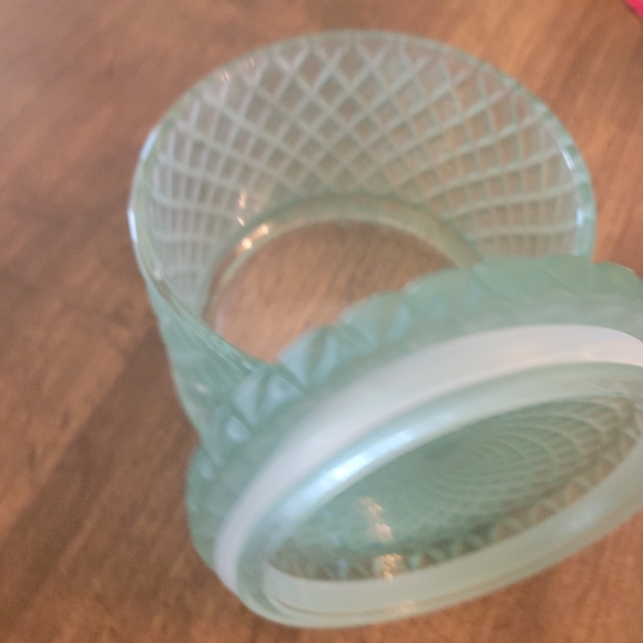 VINTAGE GREEN JAR - Picture 6 of 7